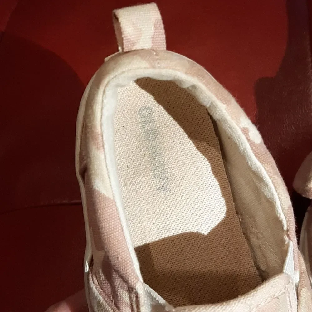 Old Navy Pink and Purple Camo Shoes with Bow